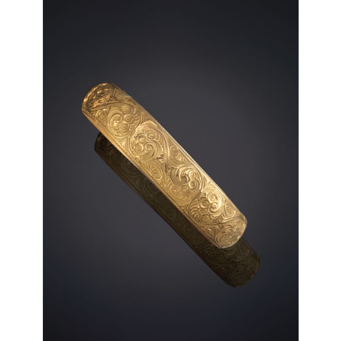 conocido Pino sentido 78-LOTE DE DOS PULSERAS ANTIGUAS; UNA RÍGIDA Y OTRA DE ESLABONES QUE SUJETAN PIÑAS Y GRANADAS. Montura en oro amarillo de 18k. | Fernando Durán conocido Pino sentido 78-LOTE DE DOS PULSERAS ANTIGUAS; UNA RÍGIDA Y OTRA DE ESLABONES QUE SUJETAN PIÑAS Y GRANADAS. Montura en oro amarillo de 18k. | Fernando Durán
