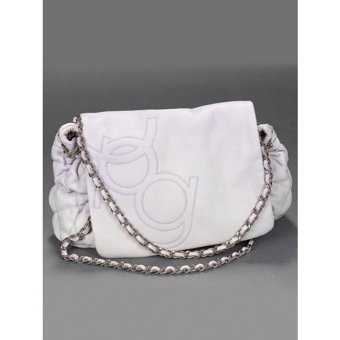 974 PURIFICACI N GARC A Bolso acolchado en color malva. Fernando