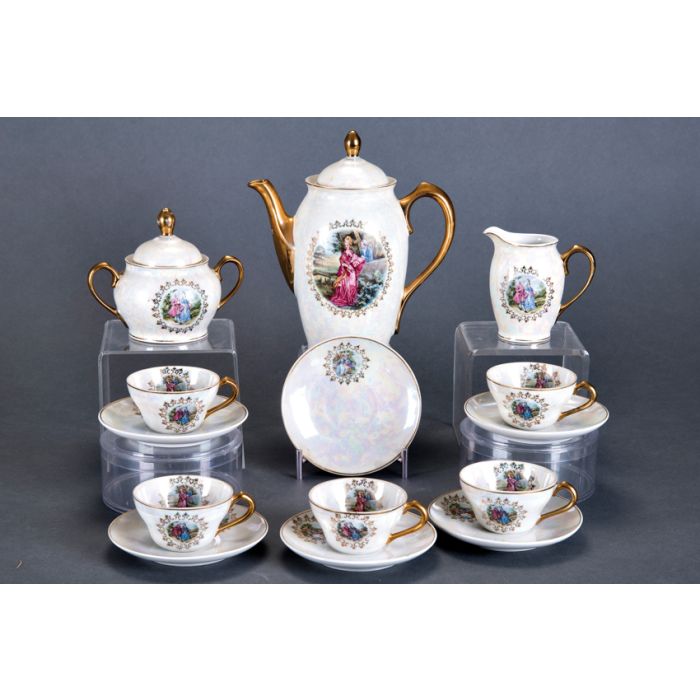 2323-Juego de café en porcelana de Santa Clara formado por cinco