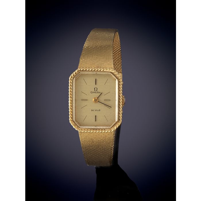 856 OMEGA