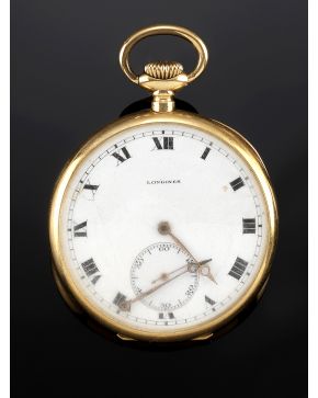 1228-RELOJ DE BOLSILLO LEPINE LONGINES. CAJA EN ORO AMARILLO DE 18K. Esfera blanca con numeración romana en negro.  Agujas sueltas.