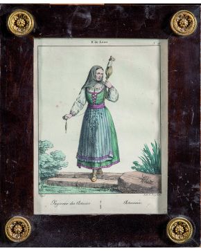 508-Lote de tres grabados coloreados del siglo XIX con marcos de época en madera tallada representando bailes y tipos populares. 