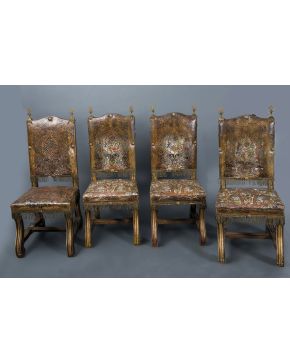 505-Juego de seis sillas españolas en madera con tapicería en cordobán con decoraciones polícromas de motivos naúticos. personajes y elementos vegetales. 