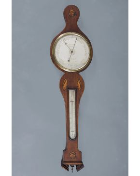 824-Barómetro inglés Jorge III en madera de caoba ppios.s. XIX. Con decoración de marquetería en forma de conchas. Remate en forma de frontón partido con 