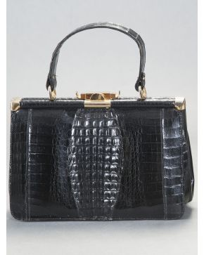 1015-Elegante bolso de mano vintage de piel de cocodrilo negro. 