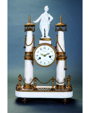 445-Reloj de sobremesa época Luis XVI. C.1760. firmado por Edme. THOULOUZE. Horloger du Roi. Paris (Tardy. Dictionnaire des Horlogers Français. pág. 613