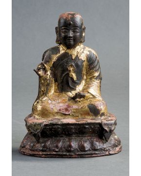 815-Buda. ss. XV-XVI. en bronce con restos de dorado y policromía.
