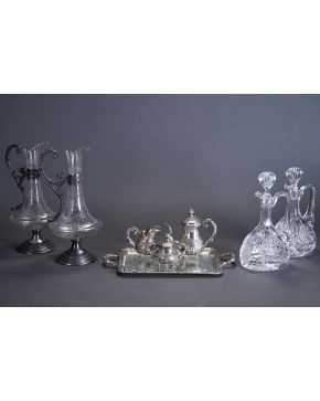 875-Pareja de jarras en cristal tallado. Italia. ff. s. XIX.