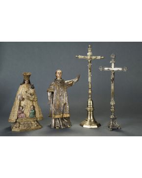 1235-Pareja de esculturas religiosas. pp. s. XX.