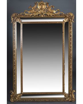 604-Gran espejo del s. XIX.