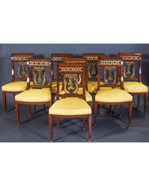 686-Juego de ocho sillas fernandinas. España c. 1820.