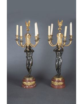 854-Elegante pareja de candelabros de 5 luces. Francia. época Imperio. s. XIX. 