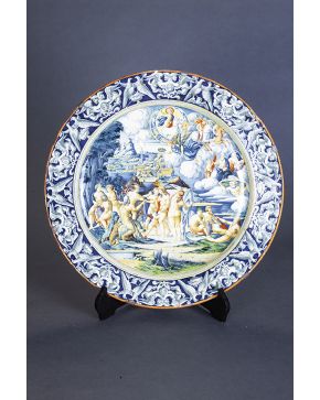 916-Gran plato en cerámica Maiolica policroma. probablemente Urbino s. XVI