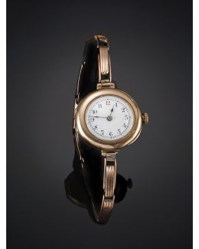 1087-Reloj de señora inglés del S.XIX. Caja y brazalete extensible en oro rosa.