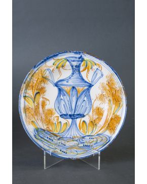 572-Plato en cerámica de Ribesalbes.