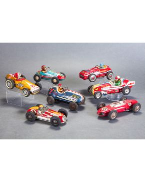1396-Lote de seis coches de carreras de juguete japoneses. década 1950 y uno alemán. años 60. Los japoneses: El Dorado 59 de Mikuni. Sonic Speed 8 y F