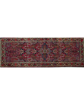 923-Antigua alfombra persa MEHRABAN. en lana anudada a mano. Norte de Iran. Hacia 1930.
