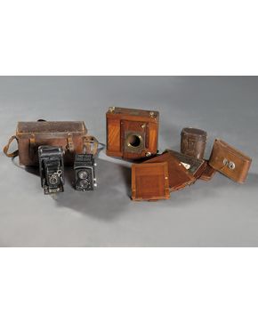 3062-Lote de cámaras fotográficas. ss. XIX-XX.