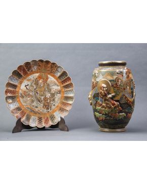 408-Lote en cerámica Satsuma. Japón. S. XX.