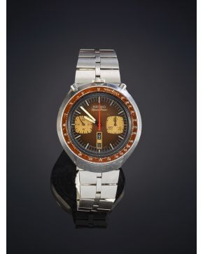 964-SEIKO SPEED TIMER MODELO BULLHEAD CRONÓGRAFO. Reloj de pulsera para caballero con caja y brazalete en acero. Esfera marrón con numeración a trazos a