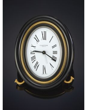 897A-Reloj de sobremesa Cartier. Paris.