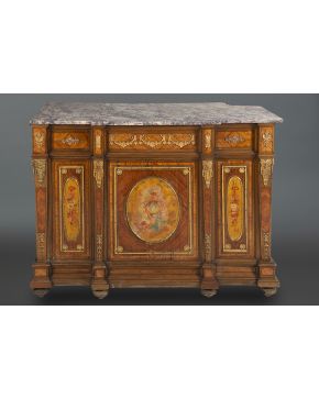 1034-Mueble estilo Luis XVI. España. c. 1910.