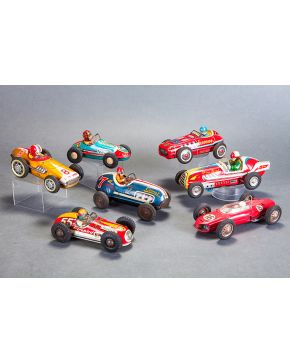 1179-Lote de seis coches de carreras de juguete japoneses. década 1950 y uno alemán. años 60. Los japoneses: El Dorado 59 de Mikuni. Sonic Speed 8 y F