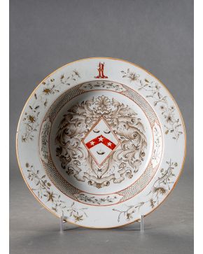 427-Gran fuente circular en porcelana china Compañía de Indias.