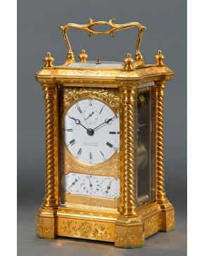 569-Reloj francés de carruaje en bronce dorado y cristal. París 1840-1850.