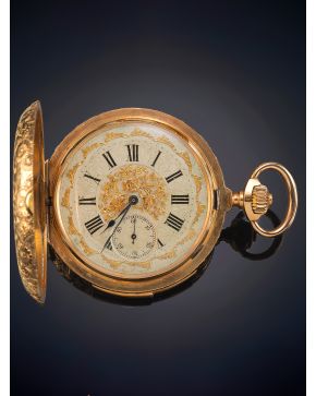716-RELOJ SABONETA DE BOLSILLO SUIZO DE REPETICIÓN A MINUTOS. CAJA EXQUISITAMENTE GRABADA EN ORO ROSA PUNZONADA Y NUMERADA: 20762. CON GUARDAPOLVO. ESFERA ISABELINA RECORTADA EN ORO, NUMERACIÓN ROMANA Y SEGUNDERO A LAS SEIS. 