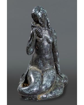2022-AGUSTÍ GUASCH GOMEZ (Barcelona, 1913) Sirena" Escultura en bronce. Firmada. Altura: 76 cm."