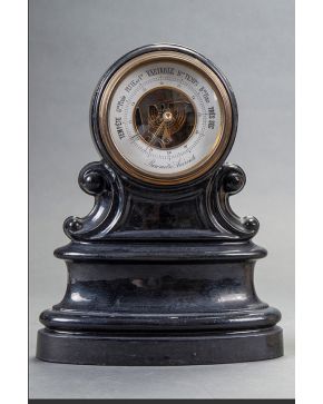 2063-Antiguo barómetro francés en metal, s. XIX. Medidas: 17x10x20 cm.