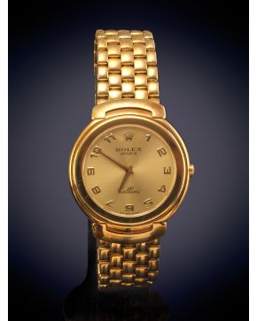 909-ROLEX CELLINI. RELOJ DE PULSERA PARA CABALLERO, CAJA Y BRAZALETE EN ORO AMARILLO DE 18K. 