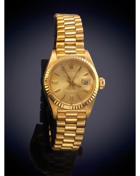 912-ROLEX DATE JUST. CAJA Y BRAZALETE EN ORO AMARILLO DE 18K. MOVIMIENTO AUTOMÁTICO. 