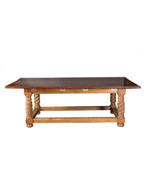 346-Gran mesa de comedor sobre patas torneadas con fiadores. Tablero con extensiones laterales. S. XIX. Medidas total: 78 x 157 x 295 cm.