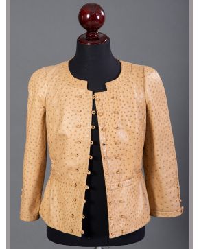 1139-LOEWE" CHAQUETA EN PIEL DE AVESTRUZ COLOR BEIGE"