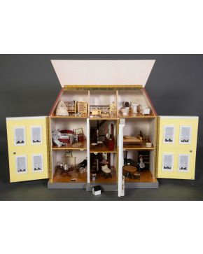 327-Casa de muñecas, años 80