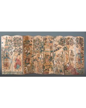 378-Biombo francés de 8 hojas, primera mitad siglo XVIII.  Acuarela sobre paneles de papel. Decoración de chinoiseries de personajes entre pagodas, ár