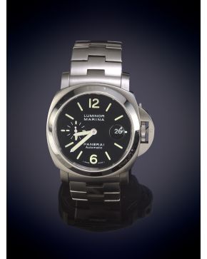 714-PANERAI"" LUMINOR MARINA. CAJA Y BRAZALETE EN ACERO, MOVIMIENTO AUTOMÁTICO. ESFERA NEGRA CON NUMERACIÓN A TRAZOS APLICADOS Y AR