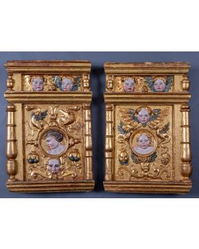 529-RENACIMIENTO ESPAÑOL, C. 1550-1580. Par de relieves de frisos de madera"  Pareja de frisos realizados en ma