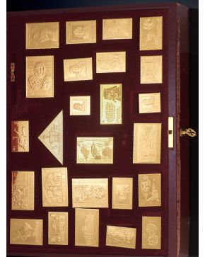 848-Colección Encuentro de dos Mundos". Colección de sellos en plata de ley 925 en estuche de piel,