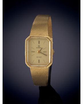 856-OMEGA" DE VILLE. RELOJ DE PULSERA PARA SEÑORA CON CAJA Y BRAZALETE EN ORO AMARILLO DE 18K. MOVIM