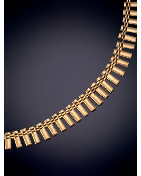 2-GARGANTILLA ESTILO CLELOPATRA. Montura en oro rosa 18k.