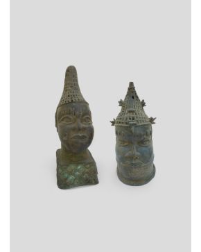 2059-Tres cabezas tipo Reina Madre Iyoba, Benin, s. XX.