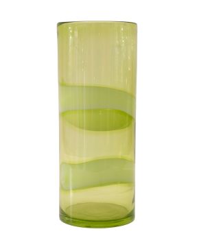 1409-Jarrón en cristal de Murano soplado c. 1980 en color verde combinado con espiral mas claro. 