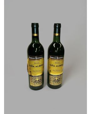 2016-Lote de dos cajas de vino viña albina Reserva 1994: 12 botellas cada una. 