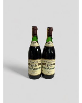 2019-Lote de cuatro botellas de vino viña Ardanza Reserva 1985. 