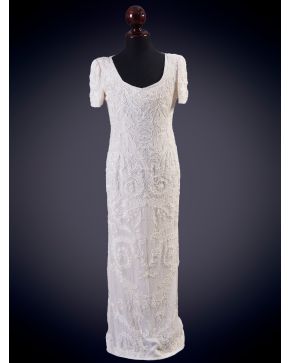 1005-ESCADA VESTIDO DE NOVIA. 