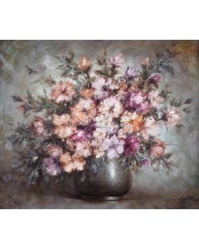 2052-ESCUELA ESPAÑOLA, S.XX Jarrón de flores"" Óleo sobre lienzo firmado. Medidas: 46 x 55 cm""