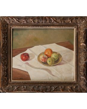 473-ANTONIO SABATER (1928) Bodegón de frutas 1948 Óleo sobre tabla Medidas: 36 x 42 cm. Firmado en el ángulo infer